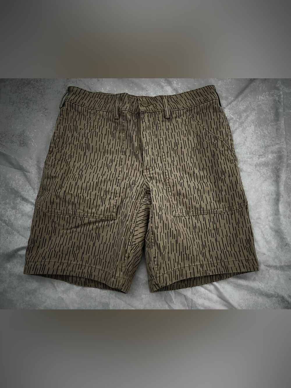 Duluth Trading Co Tan Patterned Cargo Shorts